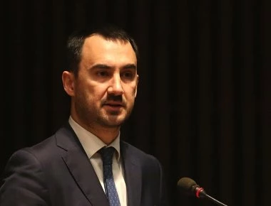 Α. Χαρίτσης για Novartis: «Να χυθεί φως, να γνωρίζουμε ακριβώς τι συνέβη»